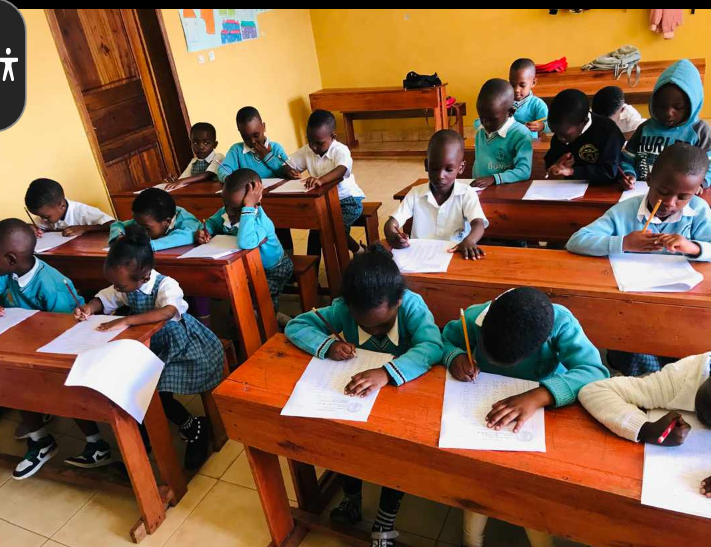 Le Bambin de Saint Joseph students in a classroom setting for Languages Activities